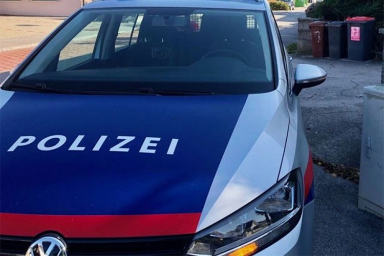 Turčin šokirao Austriju: Nožem ubio ženu i kćerku, davio sina