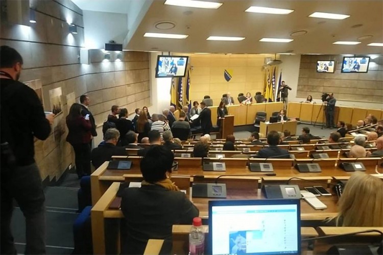 Parlament FBiH usvojio set zakona o notarskoj djelatnosti