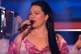 Zlata Petrović kupuje grobno mjesto