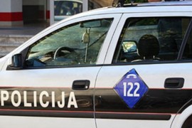 Pljačkaš pretukao radnicu i oteo joj pazar