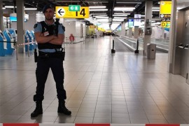 Vanredno na aerodromu u Amsterdamu, u toku otmica aviona?