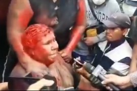 Demonstranti uhvatili gradonačelnicu, ošišali je i ofarbali