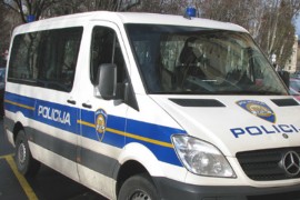 Muškarac pretukao trinaestogodišnjaka, dječak ostao bez svijesti