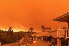 Troje nestalo, 35 povrijeđeno u požarima u Australiji