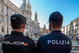Privedeno 12 osoba zbog pripreme napada na džamiju