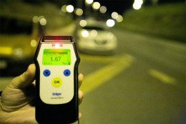 Uhapšeni pijani vozač, biciklista i pješak