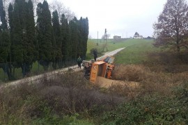 Prevrnuo se kamion komunalnog društva