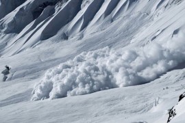 Šest osoba poginulo u lavini u Indiji