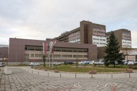 Uspješna transplatacija u Banjaluci, majka donirala bubreg sinu