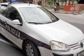 Pet povrijeđenih u prevrtanju golfa na autoputu kod Sarajeva