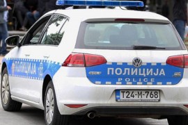 Oštećen automobil u Derventi