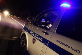 Vozač iz BiH prevozio migrante u Sloveniji i izazvao sudar, dvoje ...