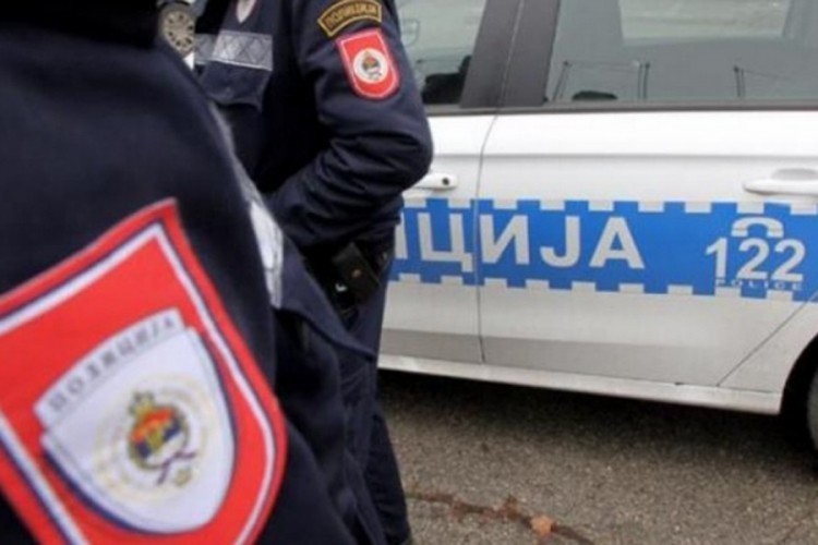 Obustavljen saobraćaj na Tjentištu