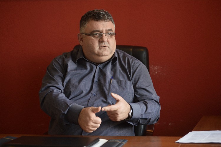 Gnjatić: Prosvjetari trpe pritiske lokalnih moćnika i roditelja