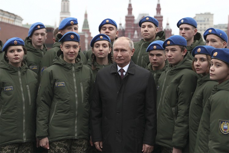 Putin: Jedinstvo Rusa temelj za uspješan razvoj