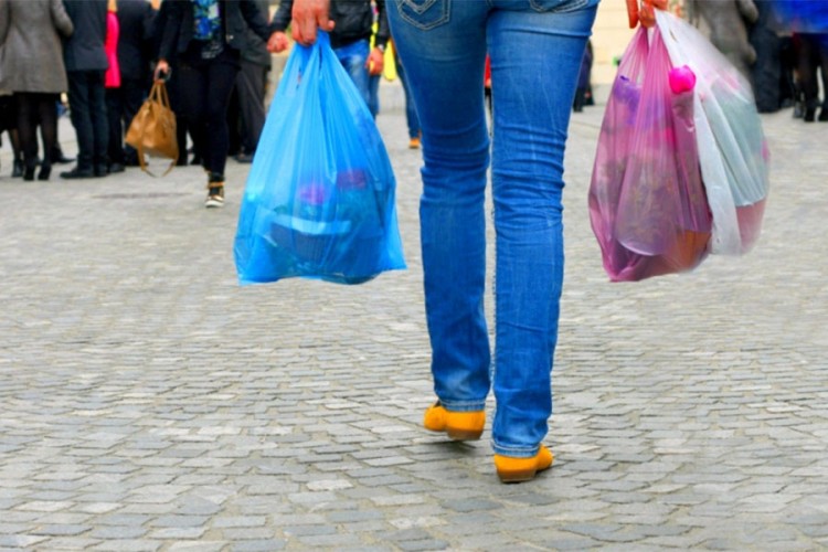 Njemačka "protjeruje" plastične kese