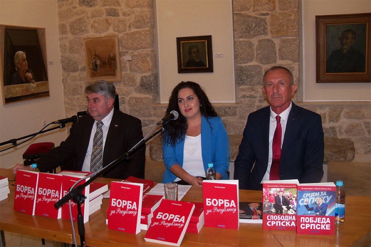 U Trebinju promovisana knjiga "Borba za Republiku Srpsku"
