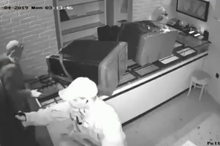 Milionska krađa u Splitu ima potpise bande Pink Panter