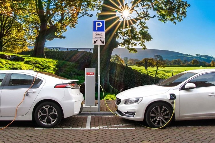 Njemačka povećava subvencije za električne automobile