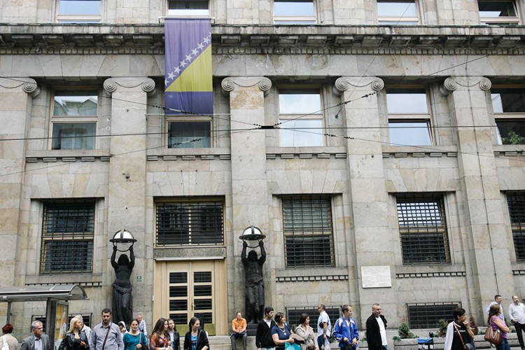 Advokata platili 21.000 KM da bi kaznili svog radnika