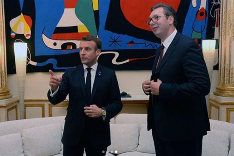 Vučić i Pariz godinu dana kasnije - sve drugačije, osim kiše