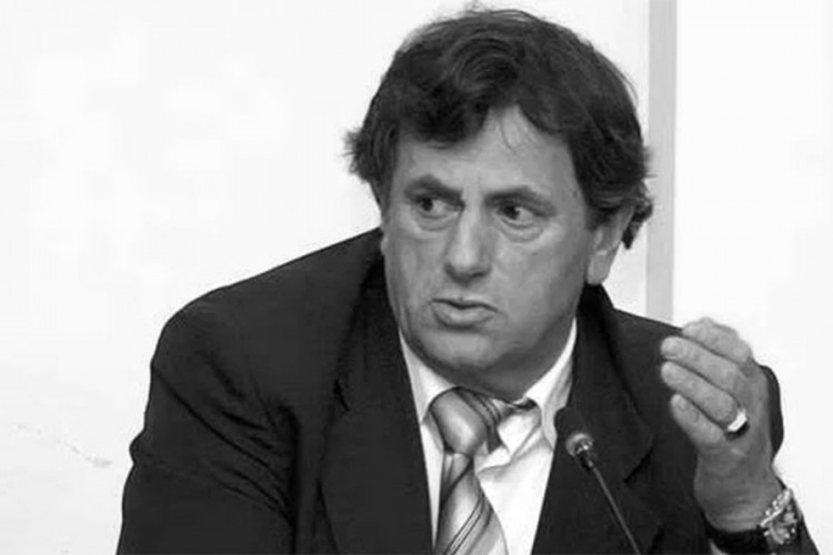 Preminuo Hakija Meholjić