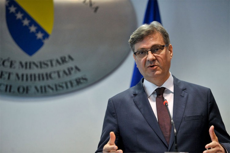 Zvizdić: Stranke da provjere diplome osoba koje kandiduju