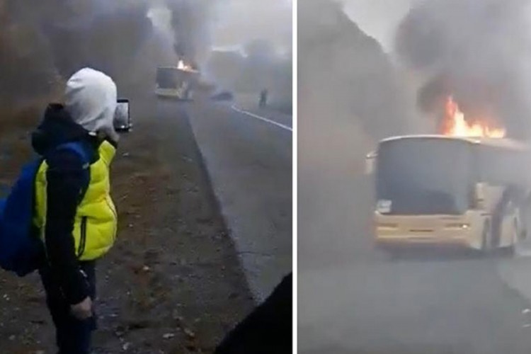Zapalio se autobus pun djece blizu Požege, nema povrijeđenih