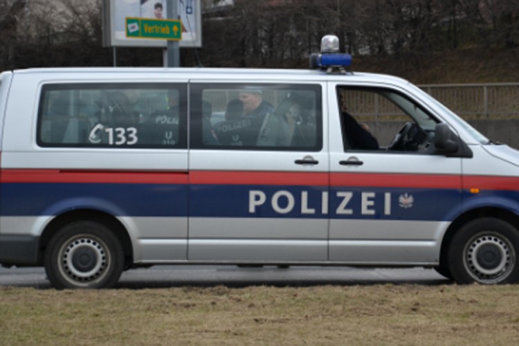 Obračun u Austriji: Policija zatekla državljanina BiH u lokvi krvi