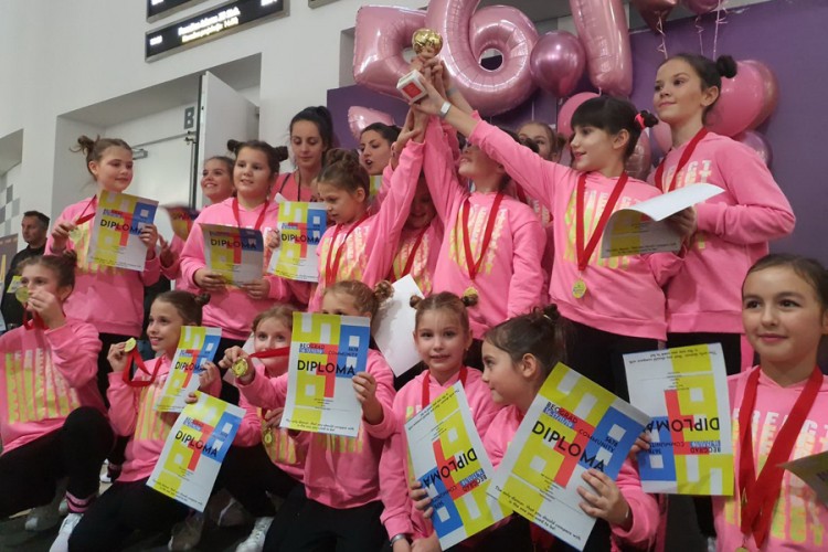 Plesačima iz Banjaluke 13 zlatnih medalja
