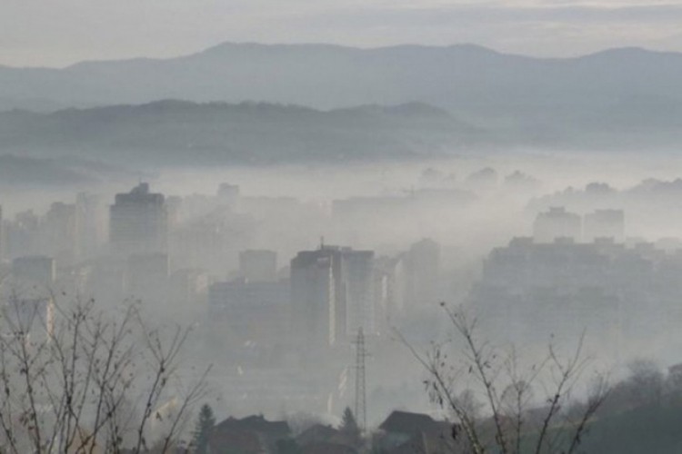 Vazduh nezdrav za osjetljive grupe u Zenici, Sarajevu, Lukavcu