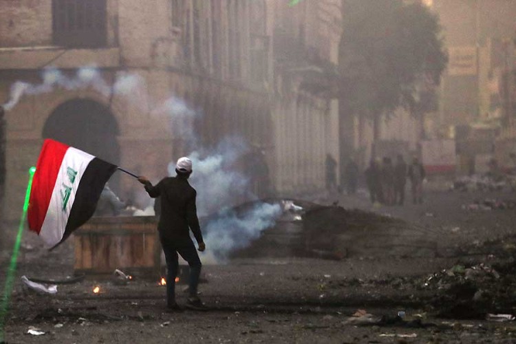 Tri osobe ubijene tokom protesta u Iraku