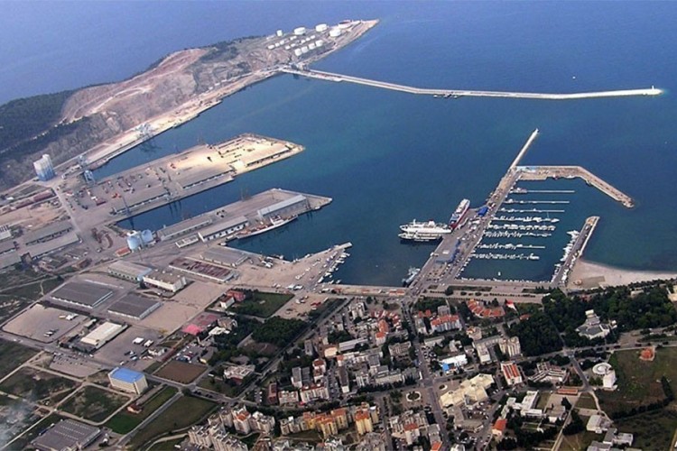Investitori iz Emirata zainteresovani za Luku Bar