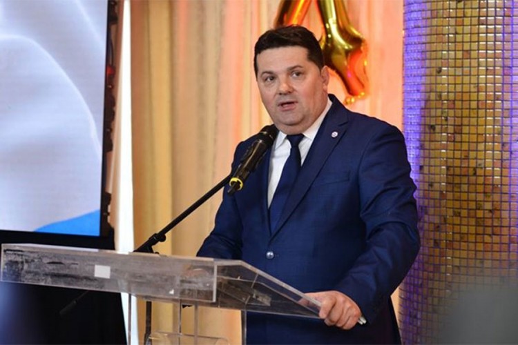 Stevandić: Prvo u FBiH obnoviti spomenike antifašistima