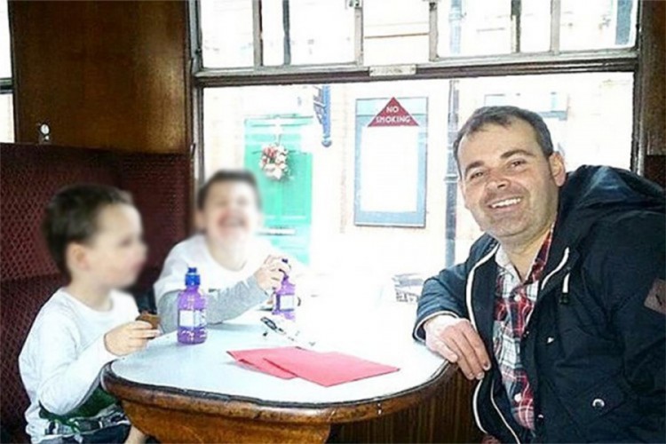 Dobio na lutriji, pare potrošio na prostitutke, udavio sinove i izbo suprugu