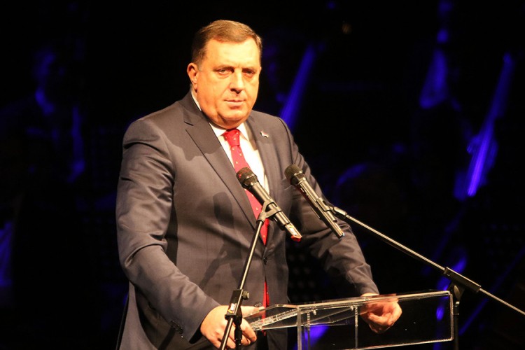 Dodik: Vlada Srpske izdvojiće 100.000 KM za saniranje štete od zemljotresa