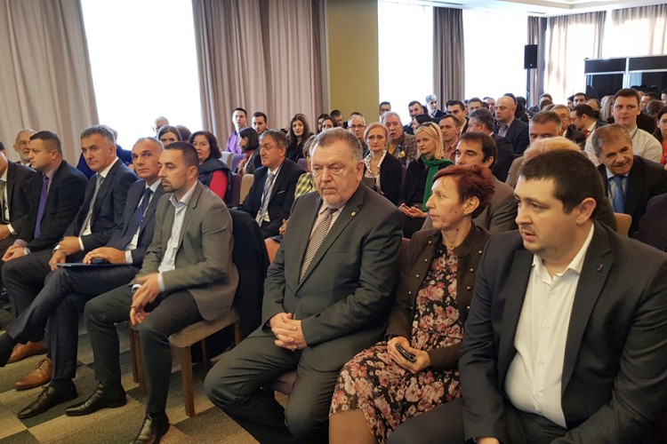 Trninić: Biće zaposleno 57 radnika u "Željeznicama"