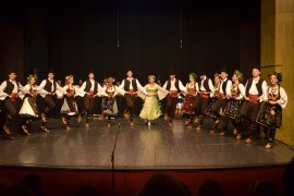 Folklorni ansambl "Vila" oduševio Prijedorčane