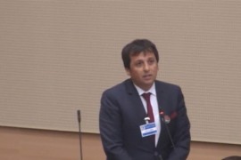 Vukanović: Objaviti diplome zaposlenih u javnom sektoru