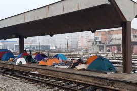 Migranti na minusu bez krova nad glavom