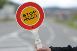 Vic dana: Muju isključuju iz saobraćaja