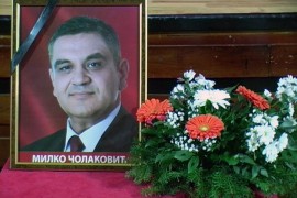 Sahranjen Milko Čolaković