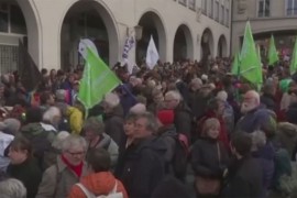 Ljudski lanac u Briselu, upozorenje na klimatske promjene