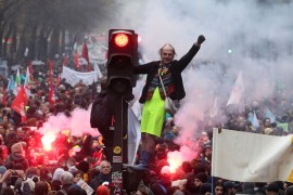 Šesti dan štrajka u Francuskoj zbog izmjene penzionog sistema