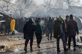 Više od 130 migranata smještenih u kasarnu Blažuju ima šugu