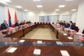 Počela proširena sjednica Izvršnog komiteta SNSD-a
