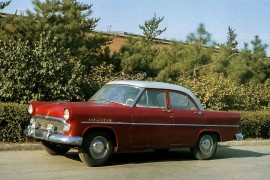 Prvi kineski putnički automobili