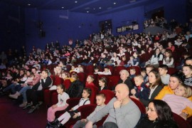 Gradski odbor SP-a podijelio 600 paketića za najmlađe