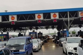 Duga čekanja na granici sa Hrvatskom, stvara se gužva i na Rači