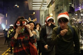 Sukobi u Hong Kongu, policija upotrijebila suzavac
